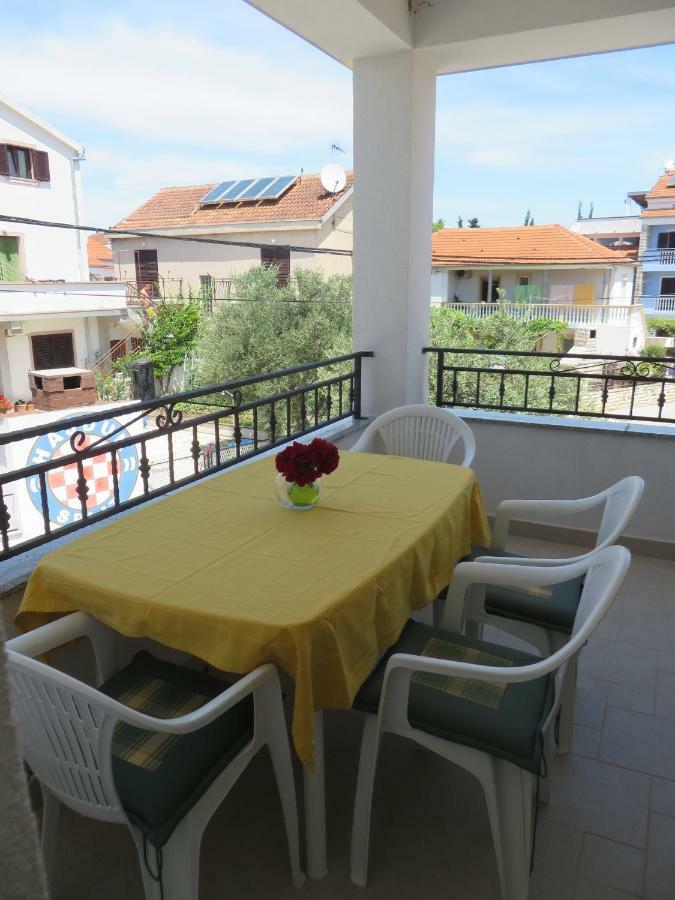 Apartments Luka Pakoštane Rum bild
